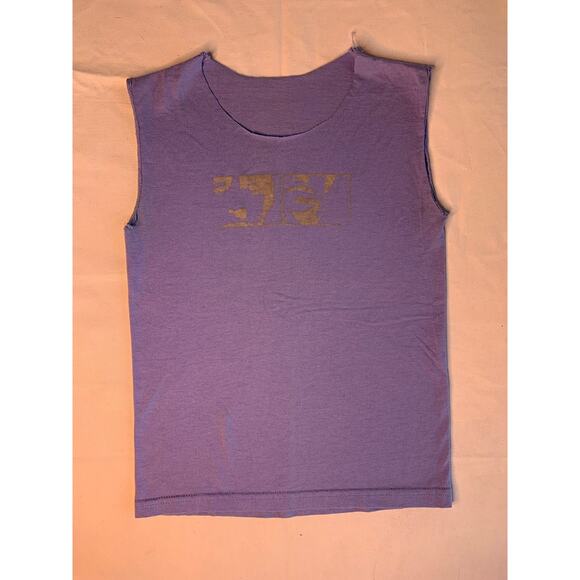 Unisex Periwinkle Blue Silver Graphic Band Tee Tshirt Fits like XS - Picture 1 of 5